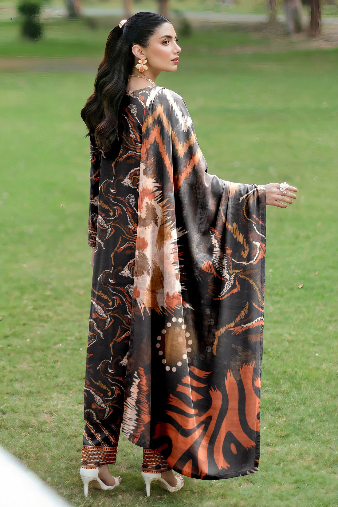 Fatima Collection Volume 5000 Unstitched Lawn Suit – Printed Shirt & Dupatta