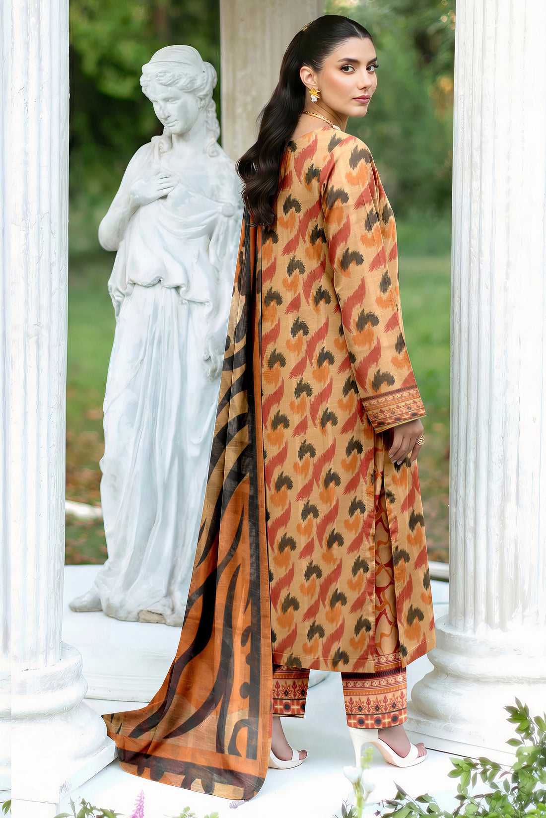 Fatima Collection Volume 5000 Unstitched Lawn Suit – Printed Shirt & Dupatta